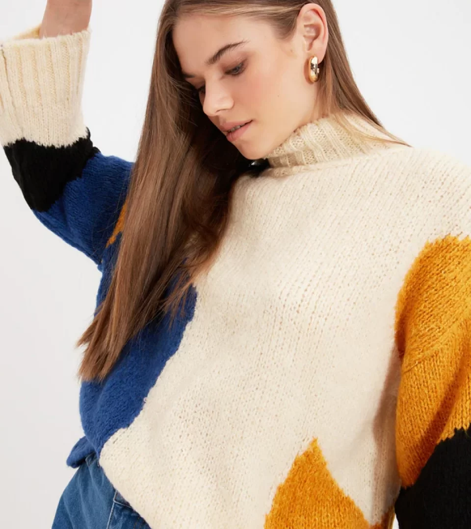 Multi Color Knitwear